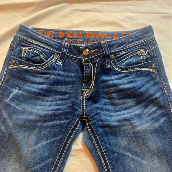 Rock Revival Jeans - Picture 4 of 4